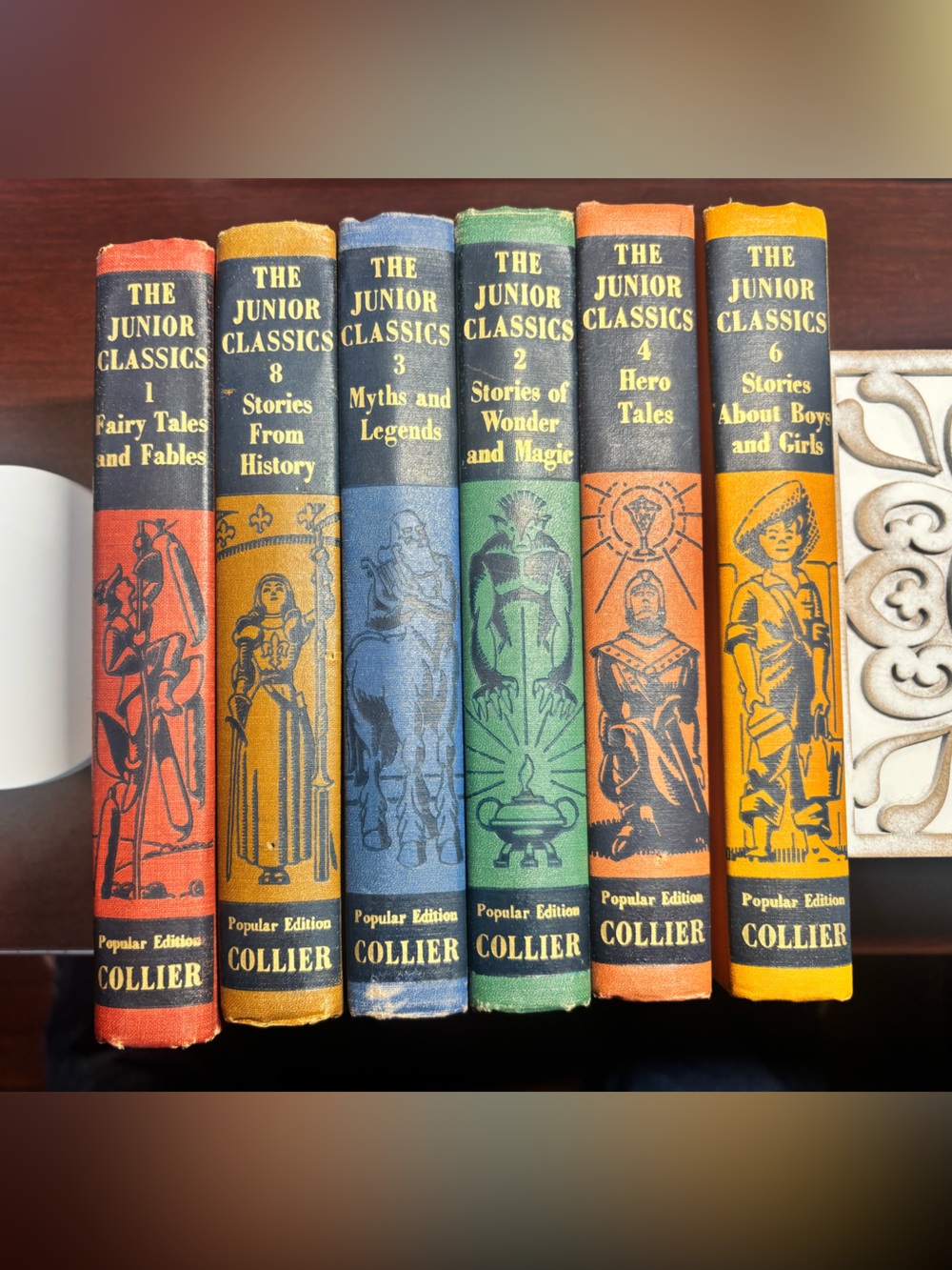 The Junior Classics - Collier Decorative Vintage Book Set in Multicolor 1948
